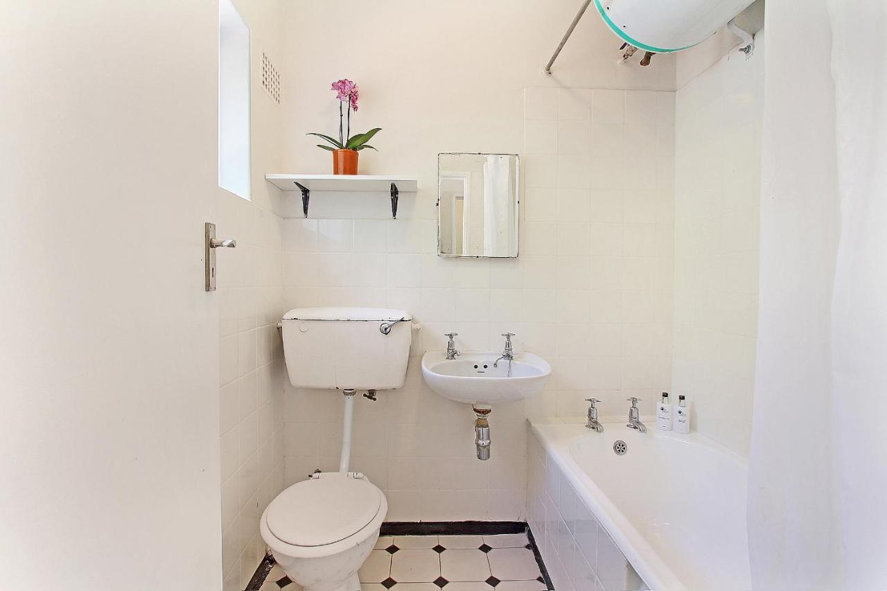 21 Quarry * Cape Town